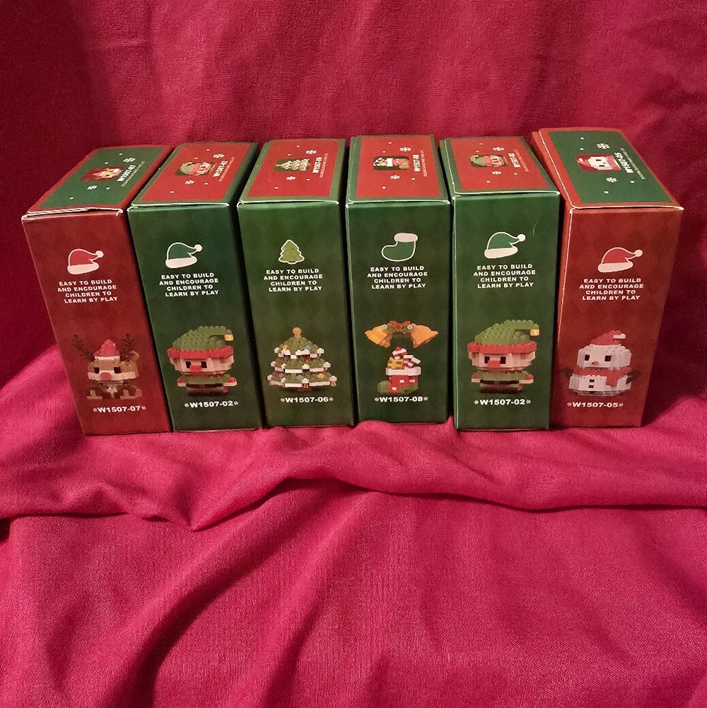 LELEBROTHER Festive Building Blocks Set (6 SETS) - Picture 3 of 13